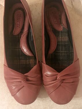 Born Women's Knot-Front Leather Flats in Mauve